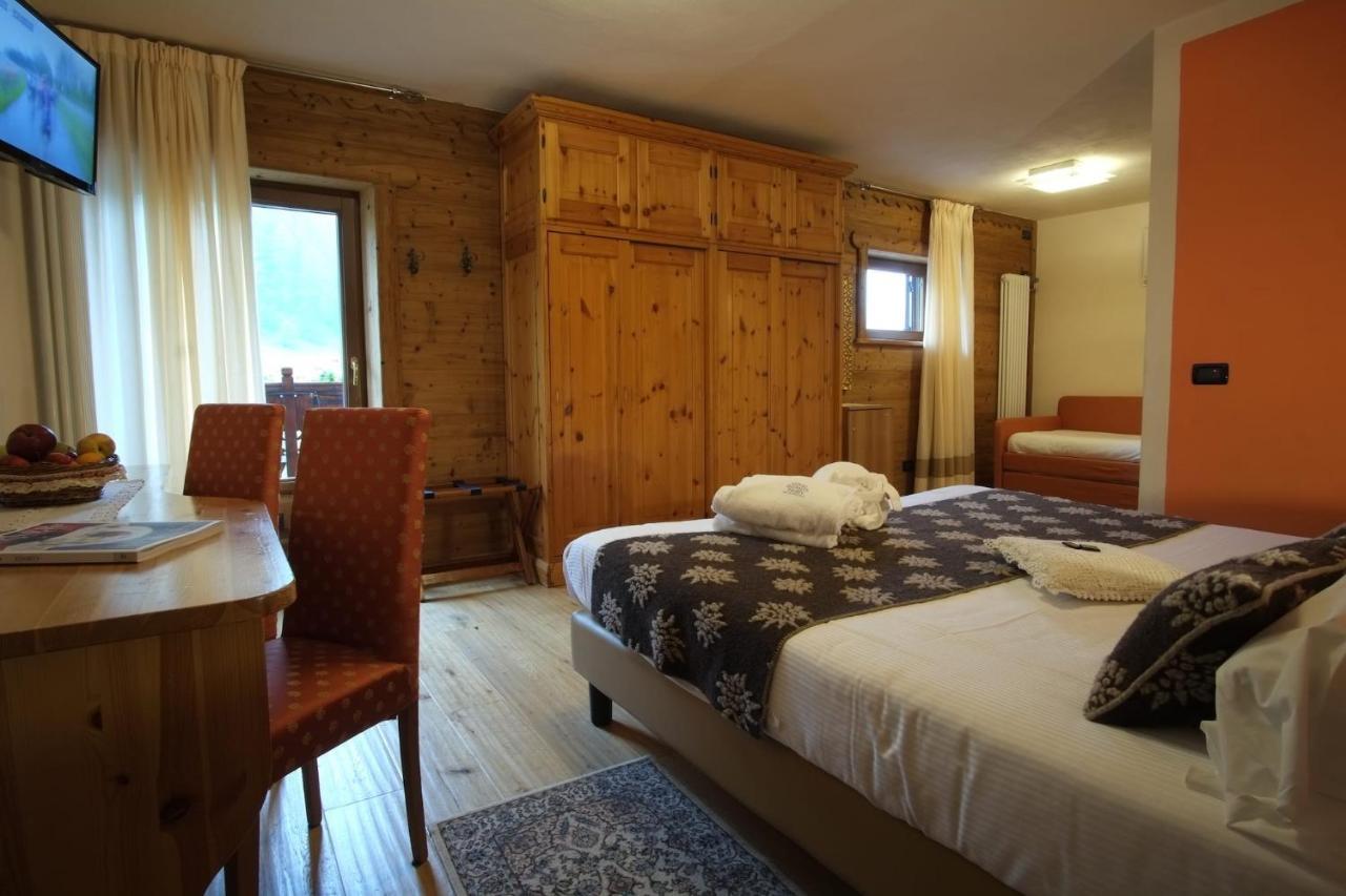 Hotel Granta Parey Rhêmes-Notre-Dame Екстериор снимка