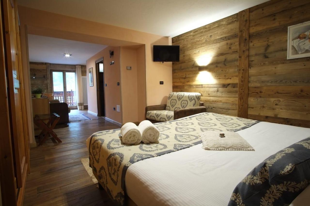 Hotel Granta Parey Rhêmes-Notre-Dame Екстериор снимка