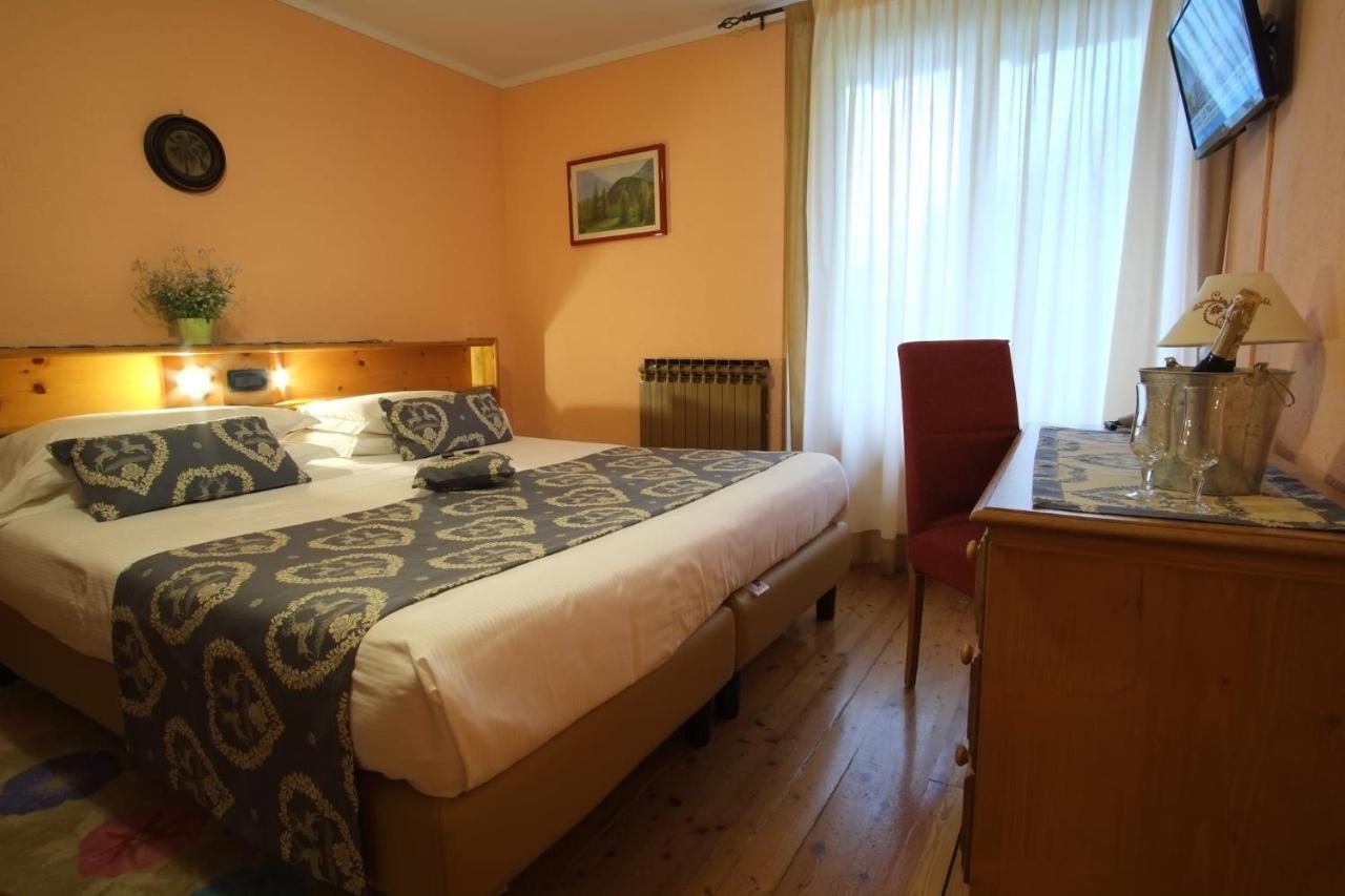 Hotel Granta Parey Rhêmes-Notre-Dame Екстериор снимка