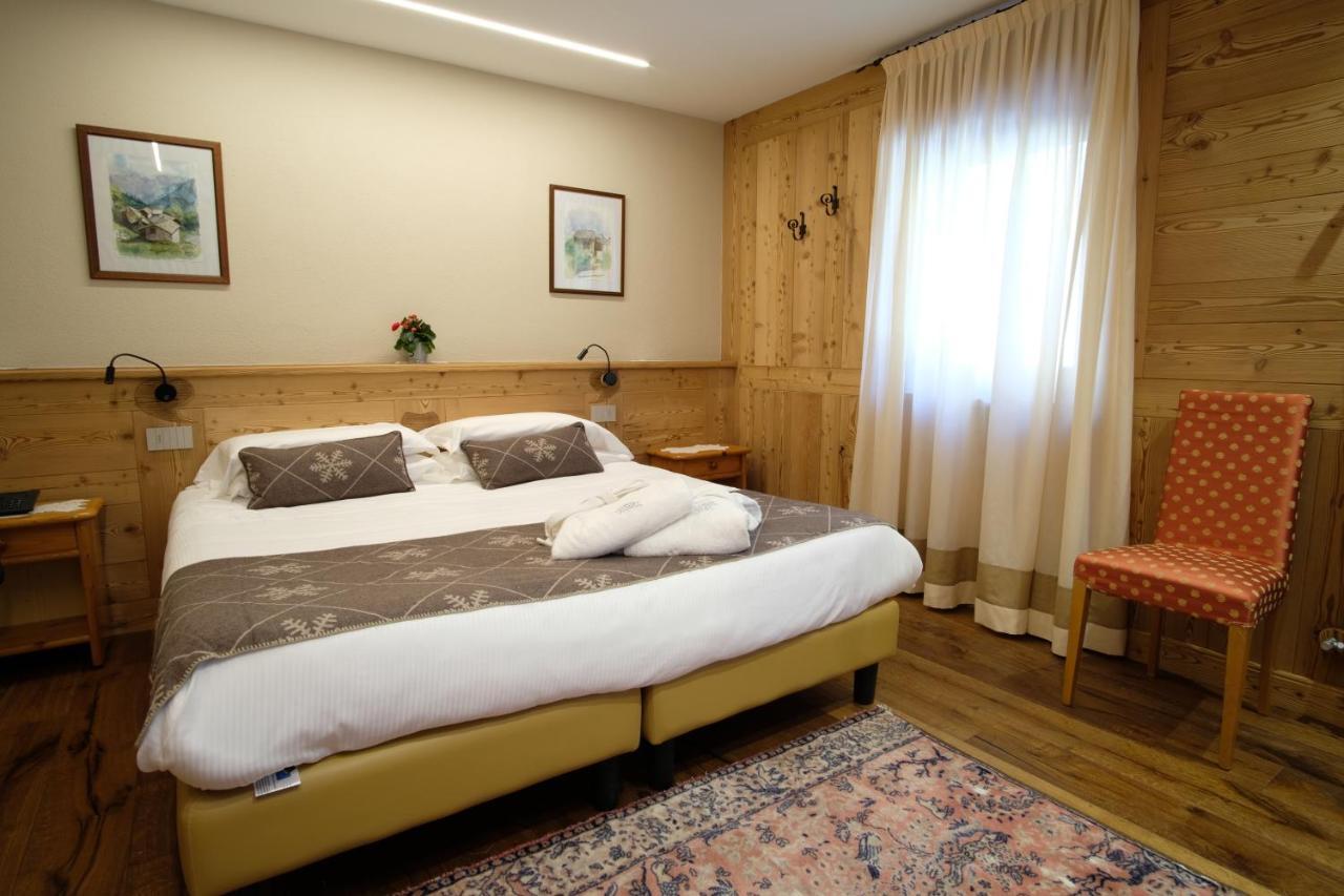 Hotel Granta Parey Rhêmes-Notre-Dame Екстериор снимка